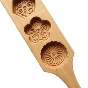 1 PC 3 Hole Flower Shaped Handmade Wooden Mold Cookies, Baked Pastries, Chocolate, DIY Muffins, Pumpkin Pie, Candy Mold Home Baking Dessert Shop Baking Tools Cookie Stamps（Flower）
